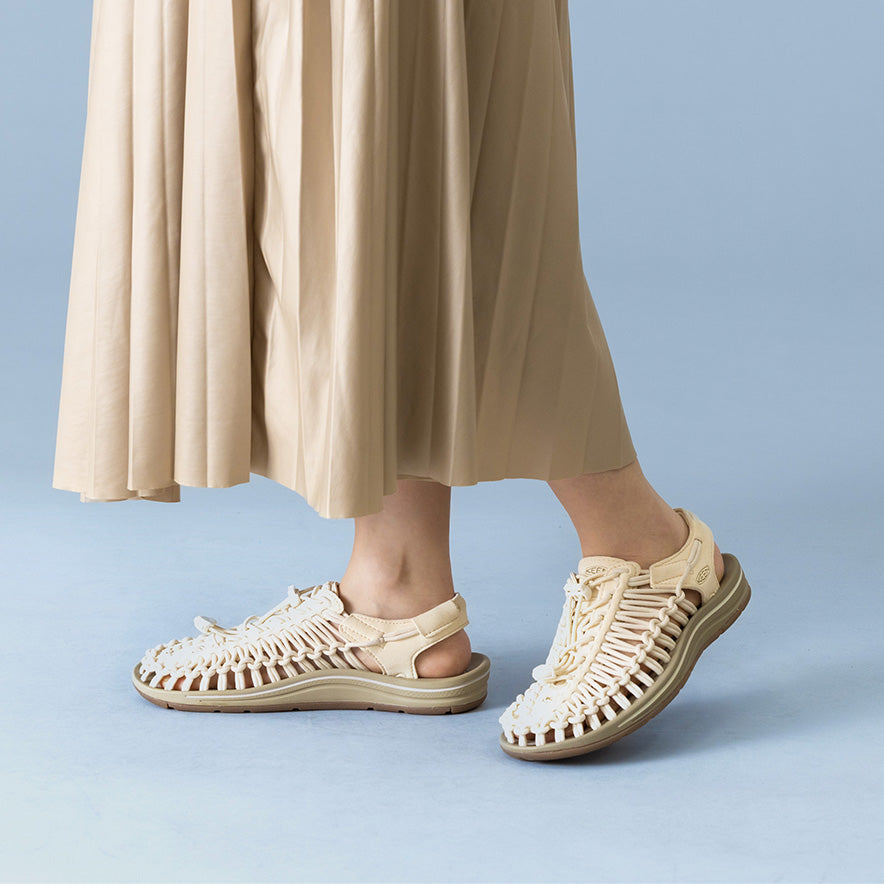 Women's UNEEK Sneaker | Cameo Rose/Cameo Rose - Image 9